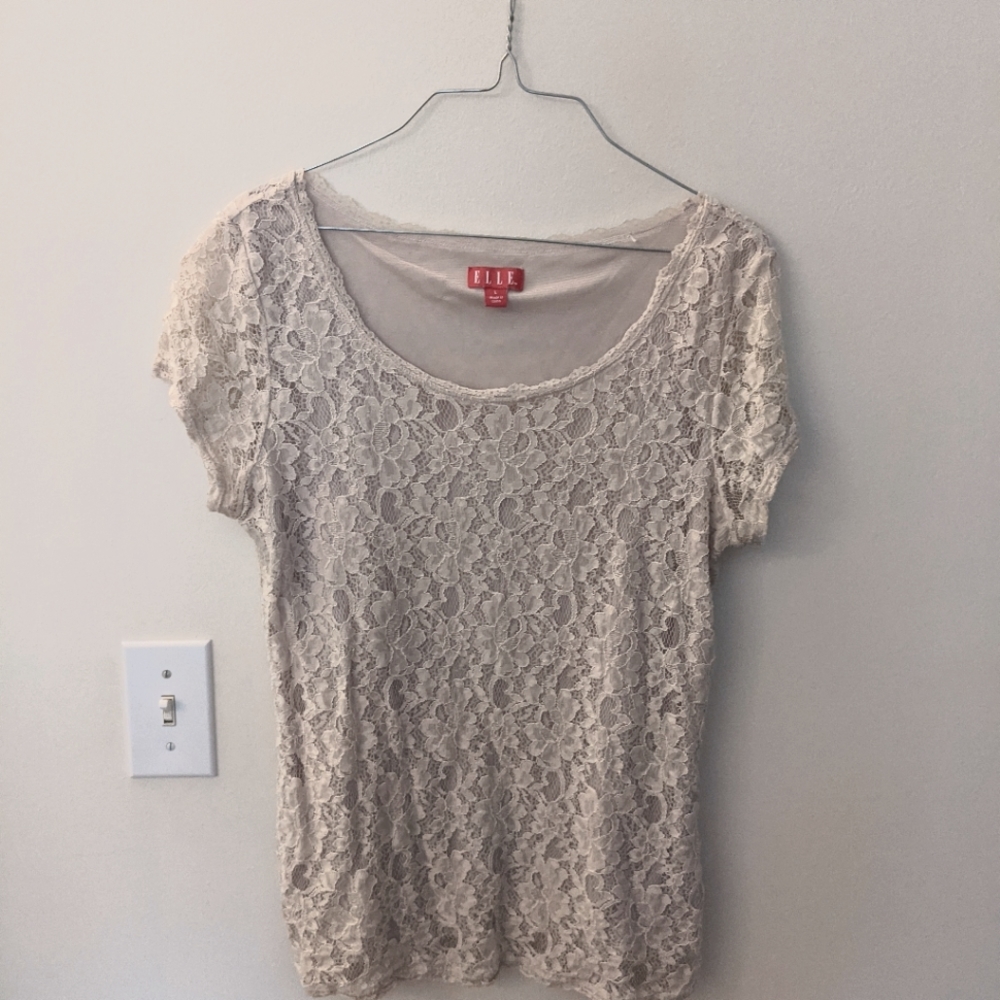 Elle lace t-shirt